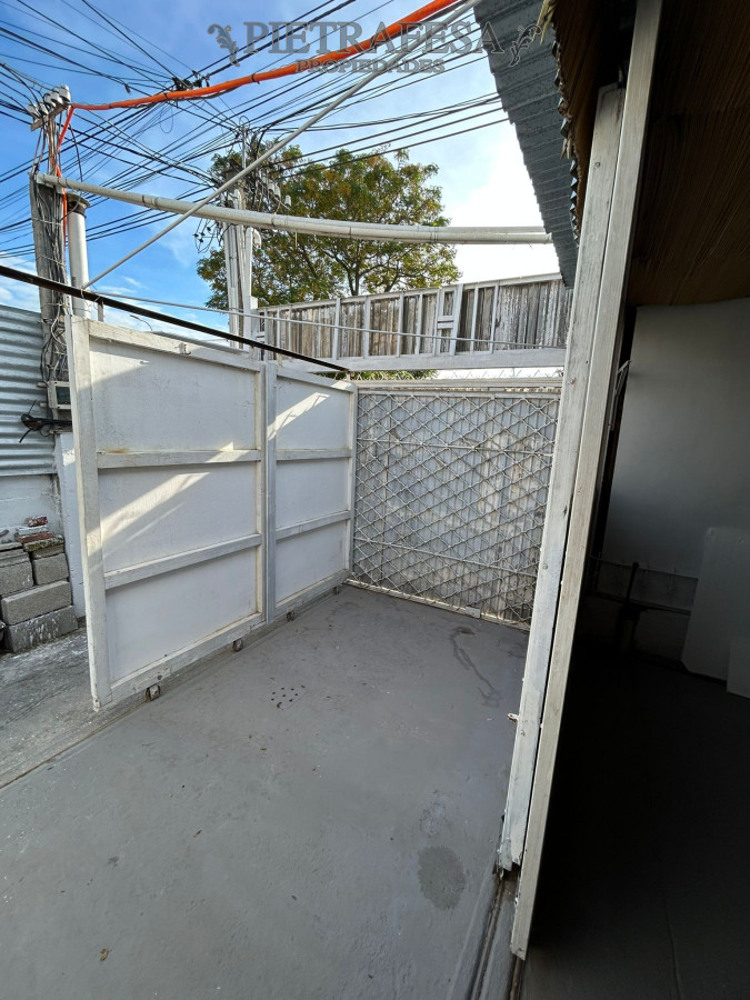 Apartamento ID.6586 - Padrón con 6 aptos con renta en venta- Celiar- Flor de Maroñas 