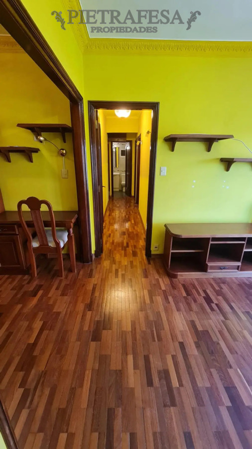 Apartamento ID.12681 - Apartamento en alquiler, 2dormitorios, 1baño, terraza, amueblado. Pocitos.