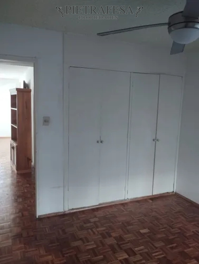 Apartamento ID.13919 - Apartamento en alquiler, 2 dormitorios, 1 baño, terraza lavadero. Parque Posadas.