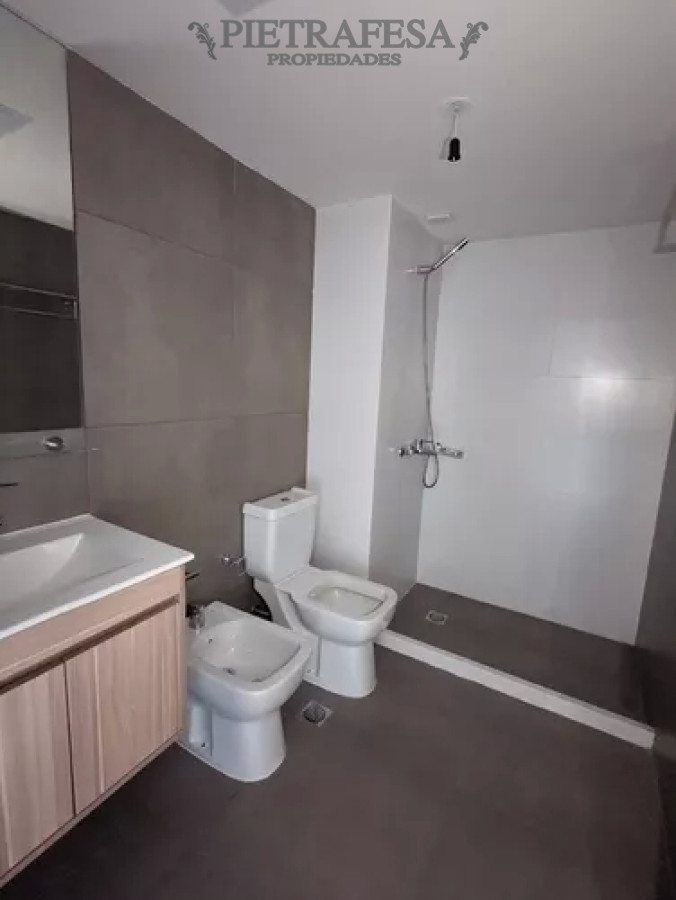 Apartamento ID.9586 - Apartamento en alquiler, monoambiente, 1baño. Cordón.