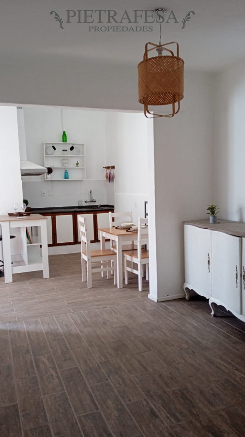 Apartamento ID.13554 - Apartamento en alquiler, 2dormitorios, 1baño, patio, amueblado. Sayago.