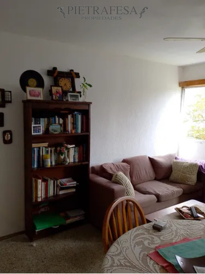 Apartamento ID.13274 - Apartamento en alquiler, 2dormitorios, 1baño. Malvin Norte.