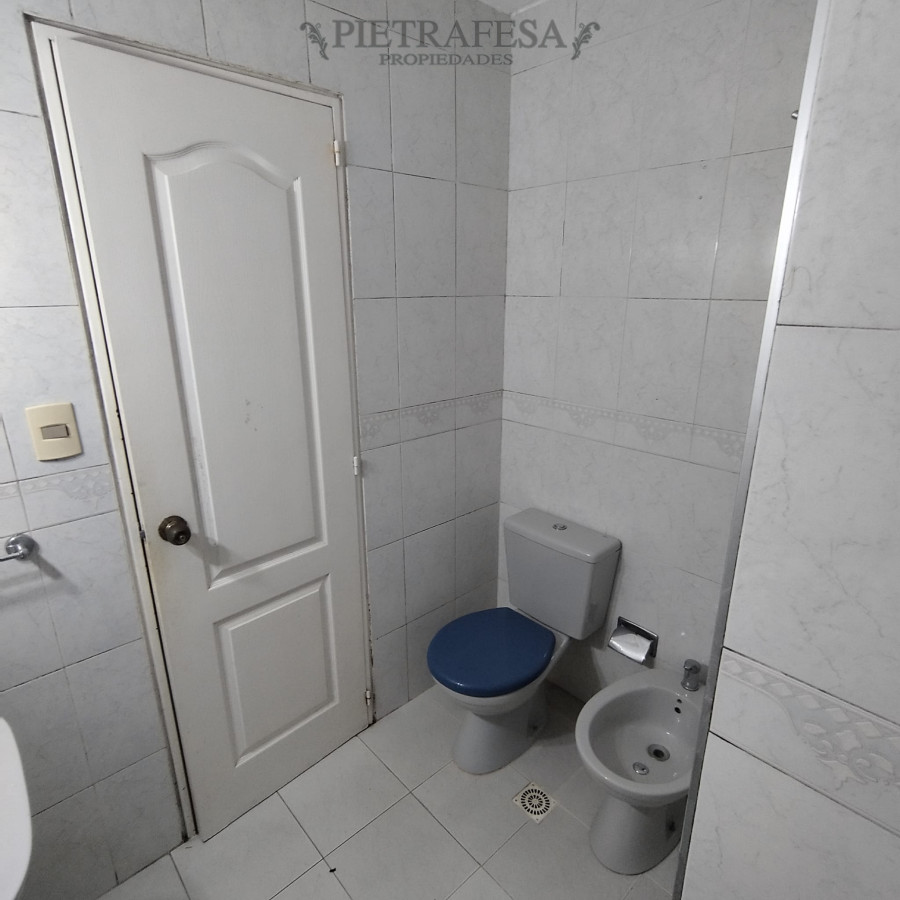 Apartamento ID.14628 - Monoambiente en alquiler con divisiones y terraza