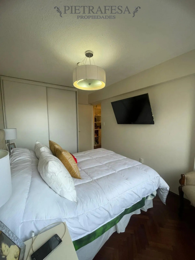 Apartamento ID.15960 - Apartamento en alquiler, 2 dormitorios, 1 baño, terraza lavadero. Centro.