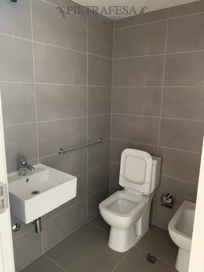 Apartamento ID.12625 - Apto con renta 1 dormitorio, 1 baño, terraza-Barrio Sur