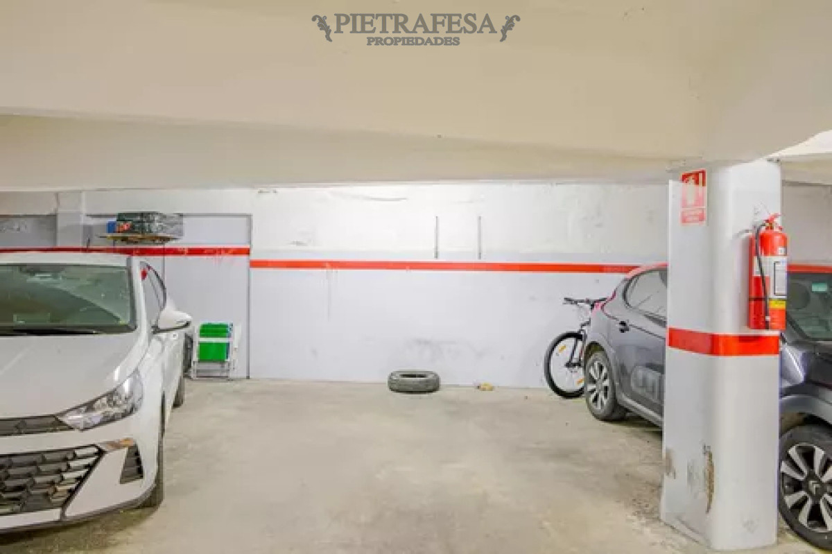 Apartamento ID.12431 - Apartamento en alquiler, 3dormitorios, 2baños, terraza, garaje, amueblado. Malvin.