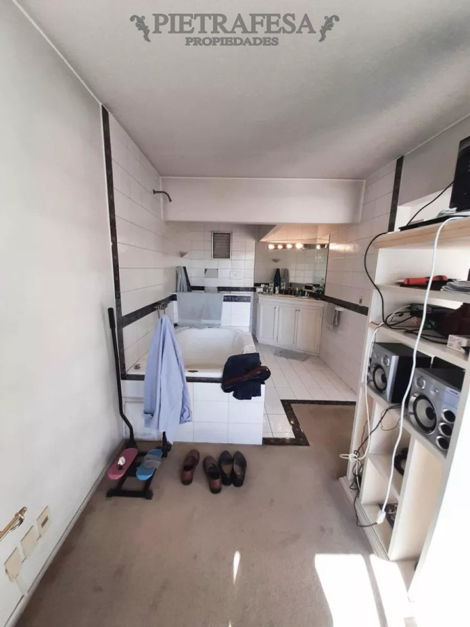 Apartamento ID.7176 - Apartamento en venta, nuda propiedad, 2 dormitorios, 3 baños y garaje-Juan De León -Buceo