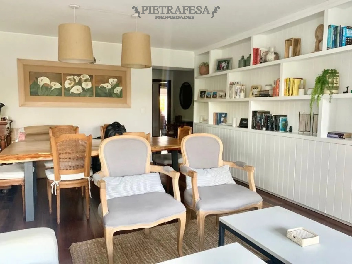 Apartamento ID.13850 - Imperdible apto en venta 2 dormitorios, 2 baños, gje- Carrasco