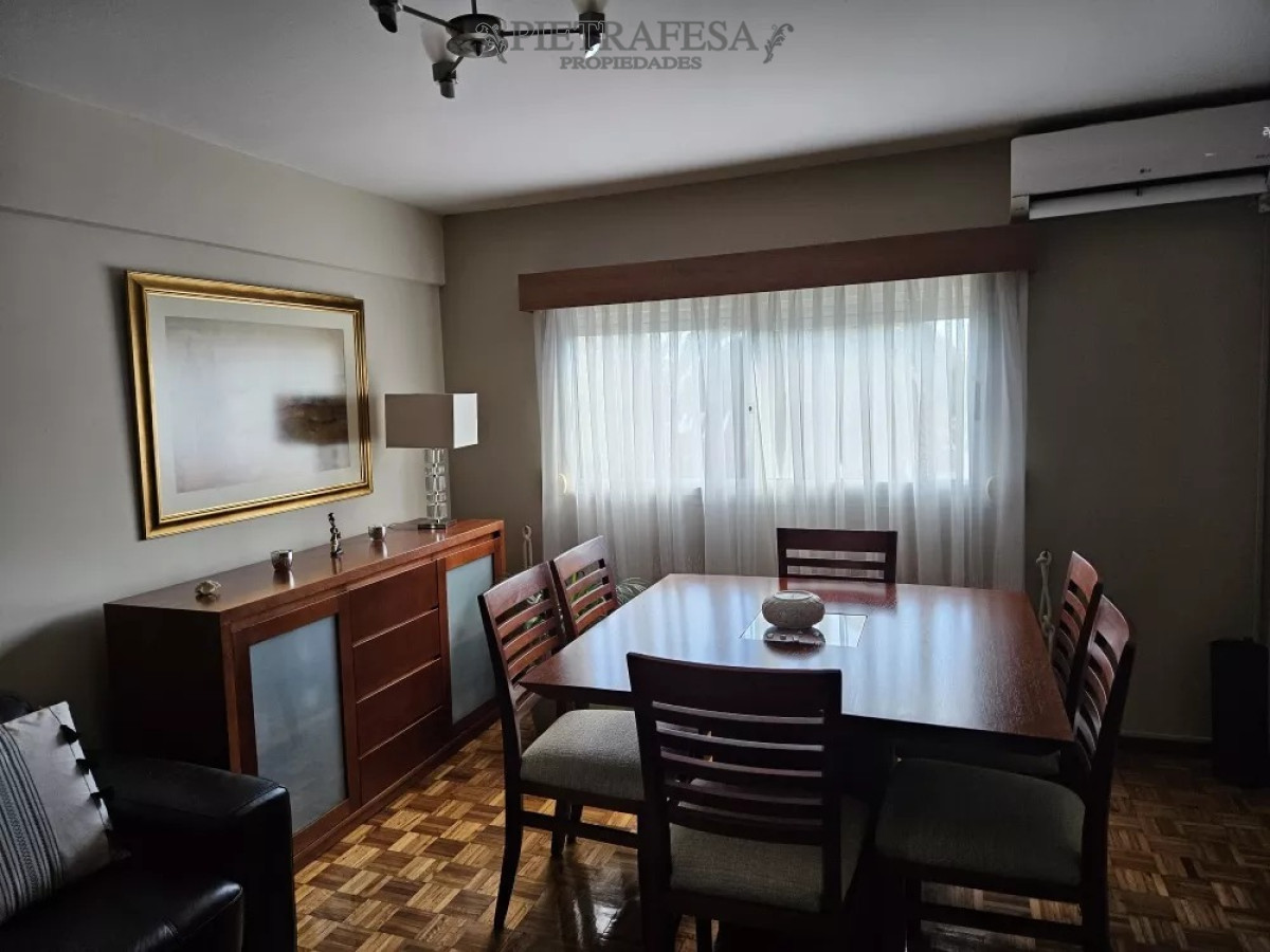 Apartamento ID.9624 - Apto en venta 2 dormitorio, 1 baño, cochera-Pocitos