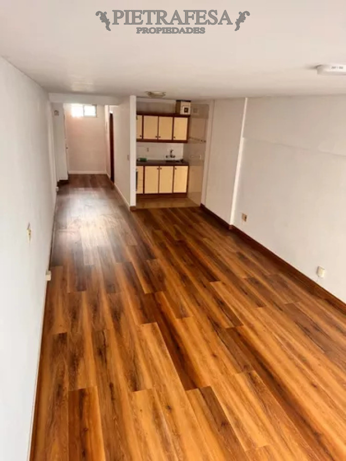 Apartamento ID.12887 - Apartamento en alquiler, monoambiente, 1baño, balcón. Pocitos.