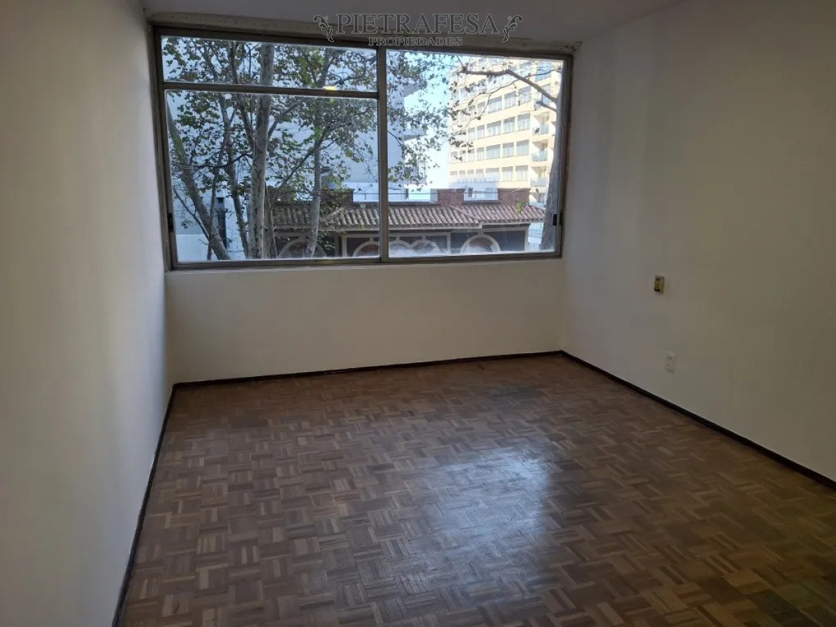 Apartamento ID.13653 - Apto en venta 3 dorm, 3 baños-Pocitos 