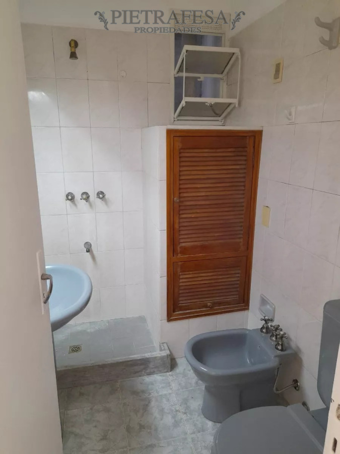Apartamento ID.6752 - Apartamento en venta con renta 2 dormitorios, 1 baño-Andrés Aguiar -Buceo
