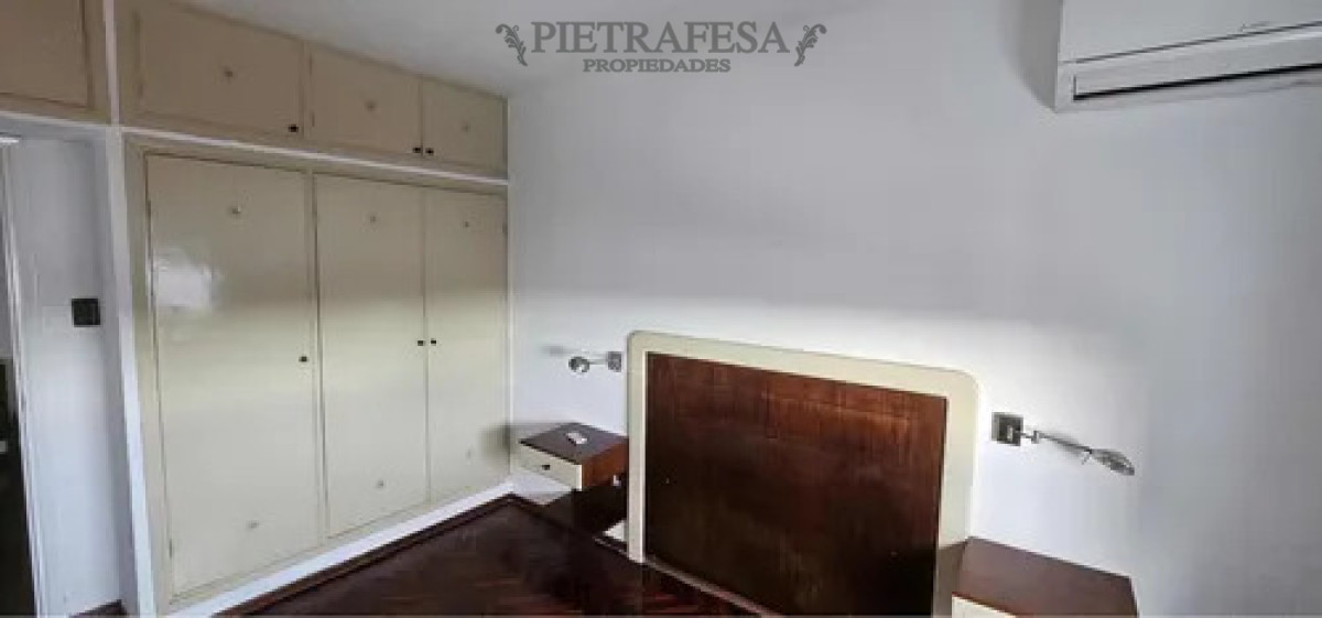 Apartamento ID.14958 - Apartamento en Venta, 2 dormitorios, 1 baño, balcon, azotea. Aguada.