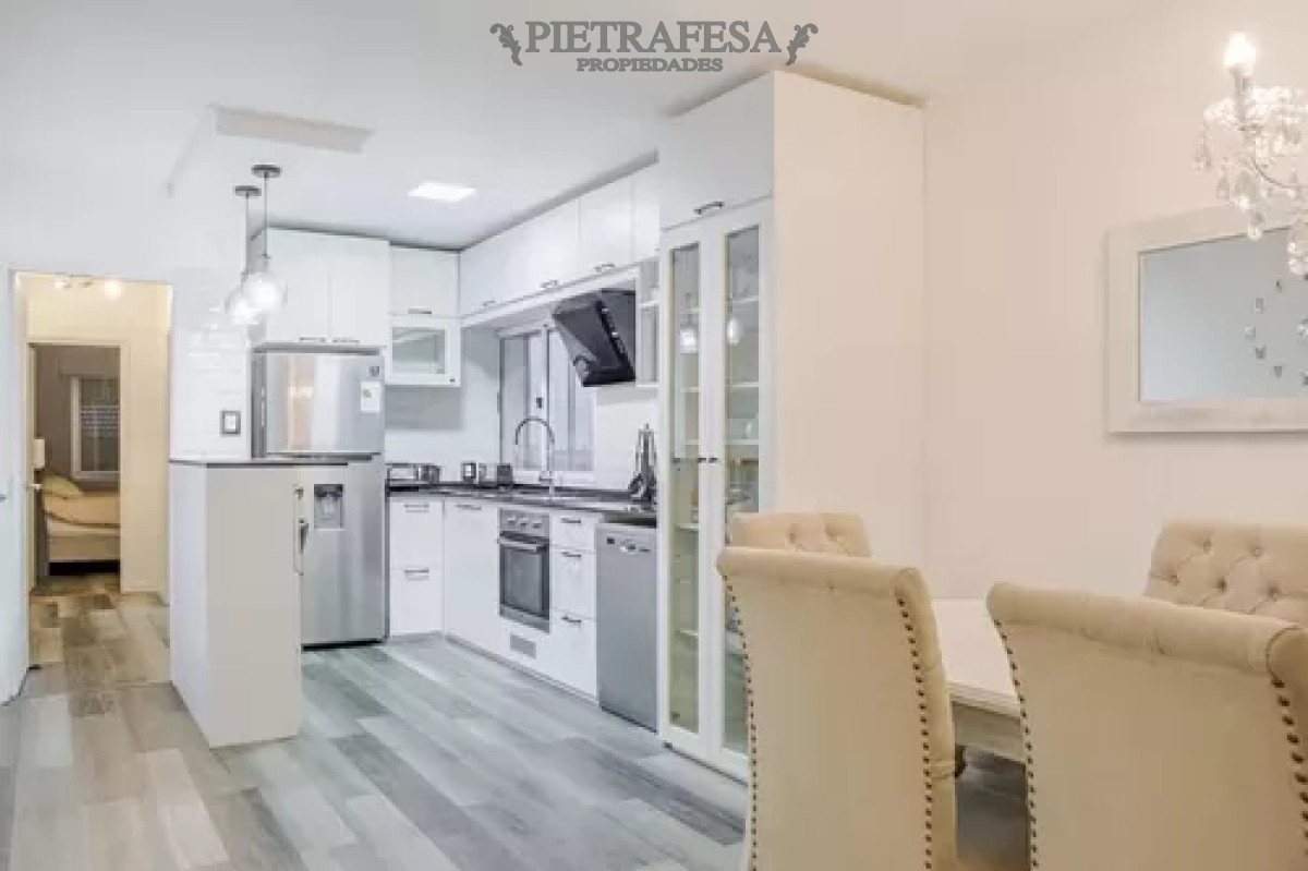 Apartamento ID.12431 - Apartamento en alquiler, 3dormitorios, 2baños, terraza, garaje, amueblado. Malvin.