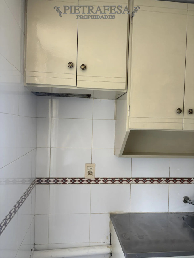 Apartamento ID.15391 - Apartamento en venta, 3 dormitorios, 1 baño, terraza lavadero. Malvin Norte.