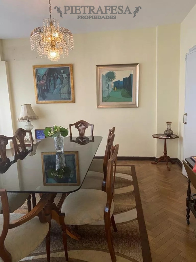 Apartamento ID.6052 - Apartamento en venta 4 dormitorios, 3 baños y patio- Zelmar Michelini -Centro