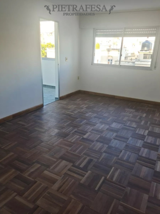 Apartamento ID.9011 - Apartamento en alquiler, Monoambiente, 1 baño, terraza. Centro.