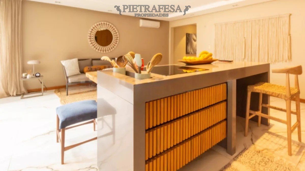 Apartamento ID.12542 - Apto en venta con renta, 3 dormitorios, terraza, garaje-Pocitos 