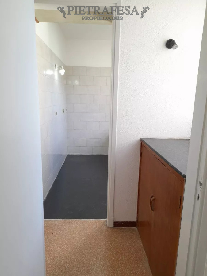 Apartamento ID.6752 - Apartamento en venta con renta 2 dormitorios, 1 baño-Andrés Aguiar -Buceo