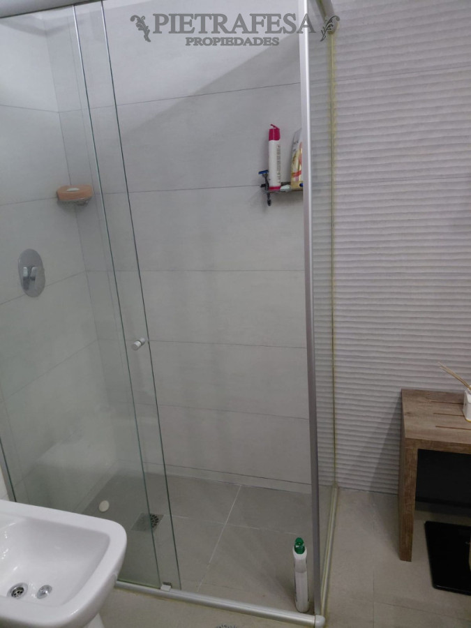 Apartamento ID.15799 - Apartamento en venta, 3 dormitorios, 2 baños, terraza, garaje. Centro.