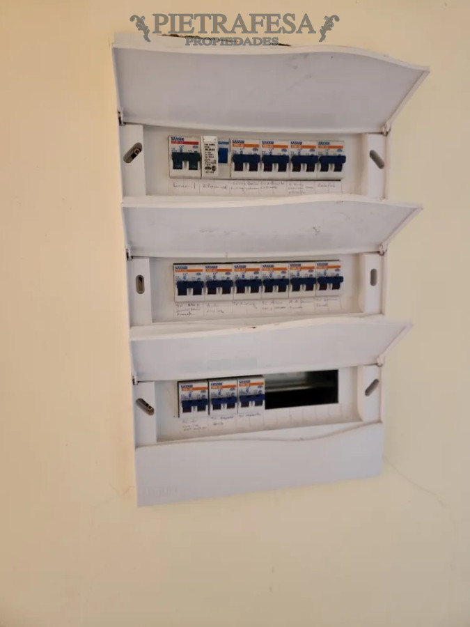 Apartamento ID.14140 - Apartamento en Pocitos - Gestido y Coronel Alegre - 2 Domitorios con grandes placares 