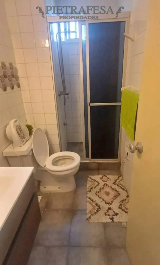 Apartamento ID.15729 - Apartamento en venta con renta, 3 dormitorios, 1 baño, terraza lavadero, estacionamiento. Malvin Norte.