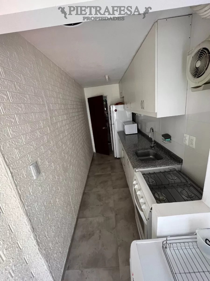 Apartamento ID.7989 - Apartamento en venta 2 dormitorios, 2 baños, balcón y garaje-21 De Setiembre -Punta Carretas