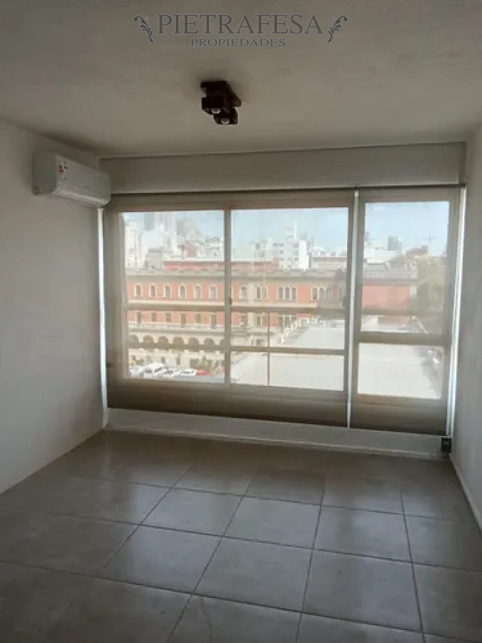 Apartamento ID.13889 - Apartamento en alquiler, monoambiente, 1 baño. Gastos comunes bajos. Cordón.