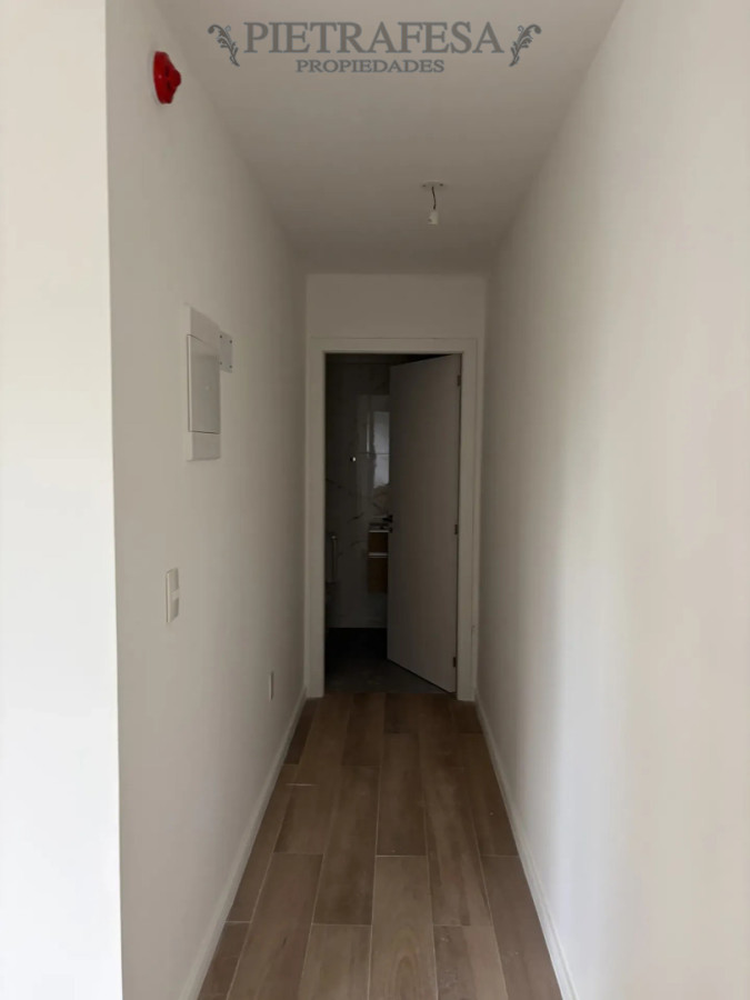 Apartamento ID.15206 - Apartamento en alquiler, 1 dormitorio, 1 baño, Balcón. La Blanqueada.
