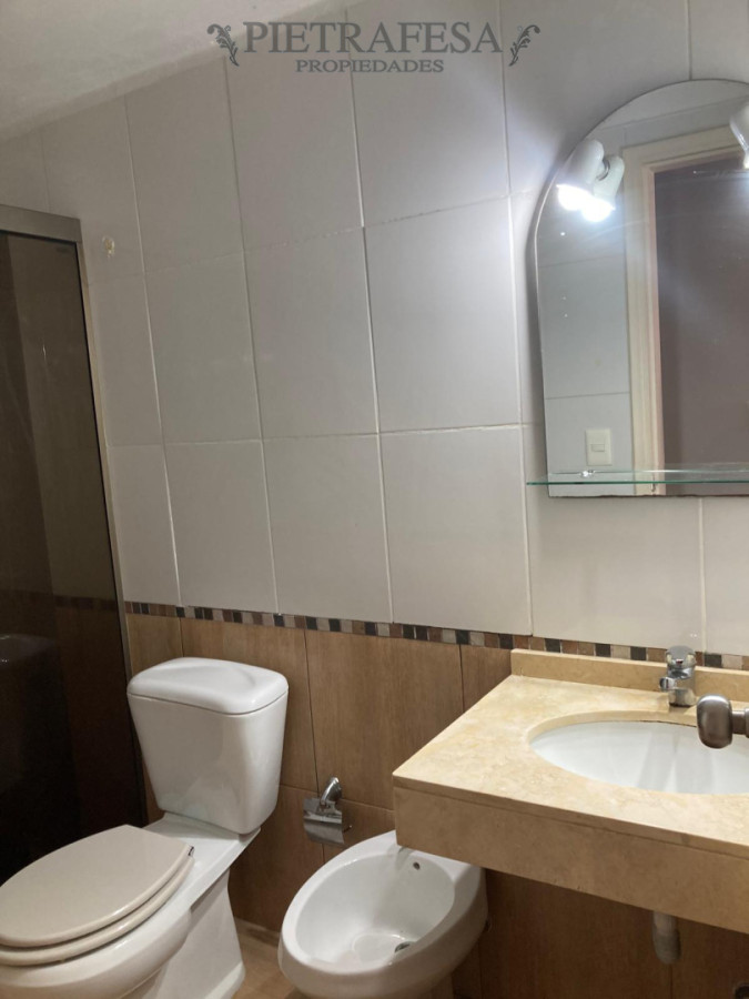 Apartamento ID.16633 - Venta de monoambiente, 1 baño , terraza . Punta carretas