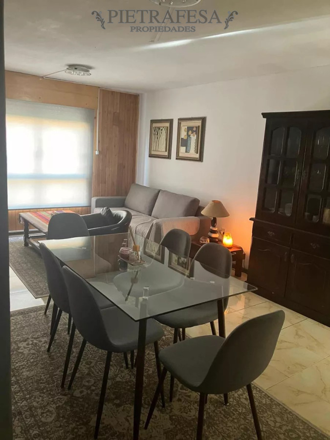 Apartamento ID.8050 - Apartamento en venta 3 dormitorios, 1 baño- Jaime Roldos y Pons-Pérez Castellanos