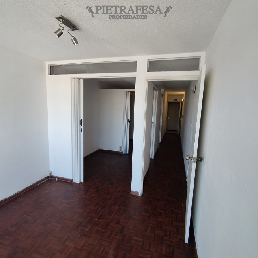 Apartamento ID.14628 - Monoambiente en alquiler con divisiones y terraza