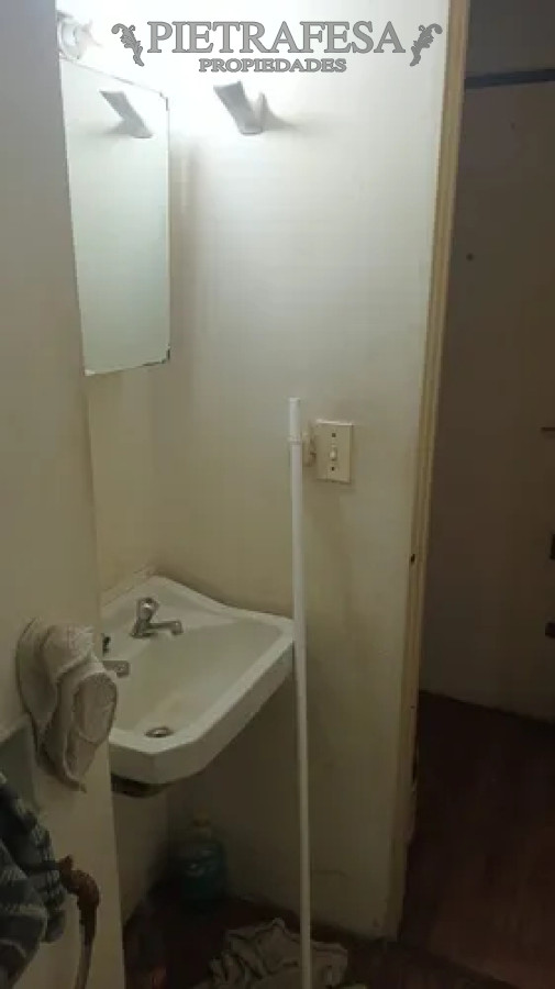 Apartamento ID.13578 - Apartamento en alquiler, monoambiente, 1baño. Ciudad Vieja.