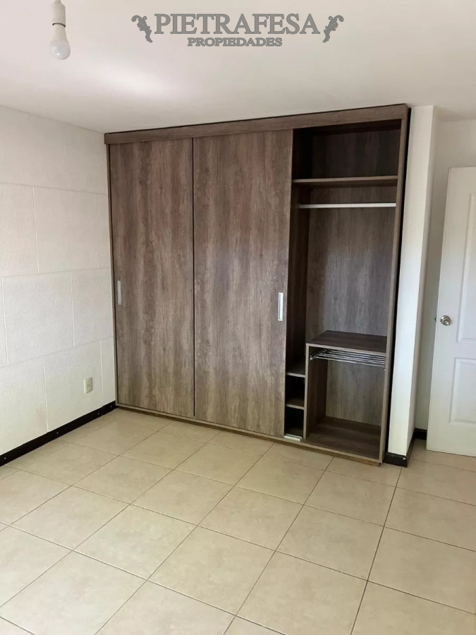 Apartamento ID.12343 - Apto en venta con renta 3 dormitorios, 2 baños, garaje-Centro