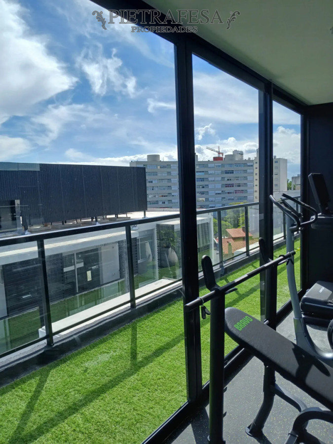 Apartamento ID.16204 - Apartamento en venta, monoambiente, 1baño. La Blanqueada. Con renta.