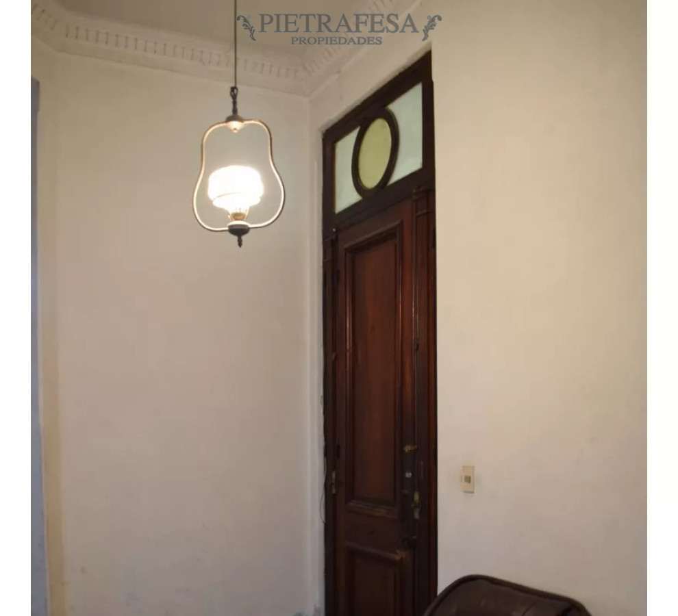 Apartamento ID.12550 - Apto en venta 5 dormitorios, 2 baños, patio-Cordón 