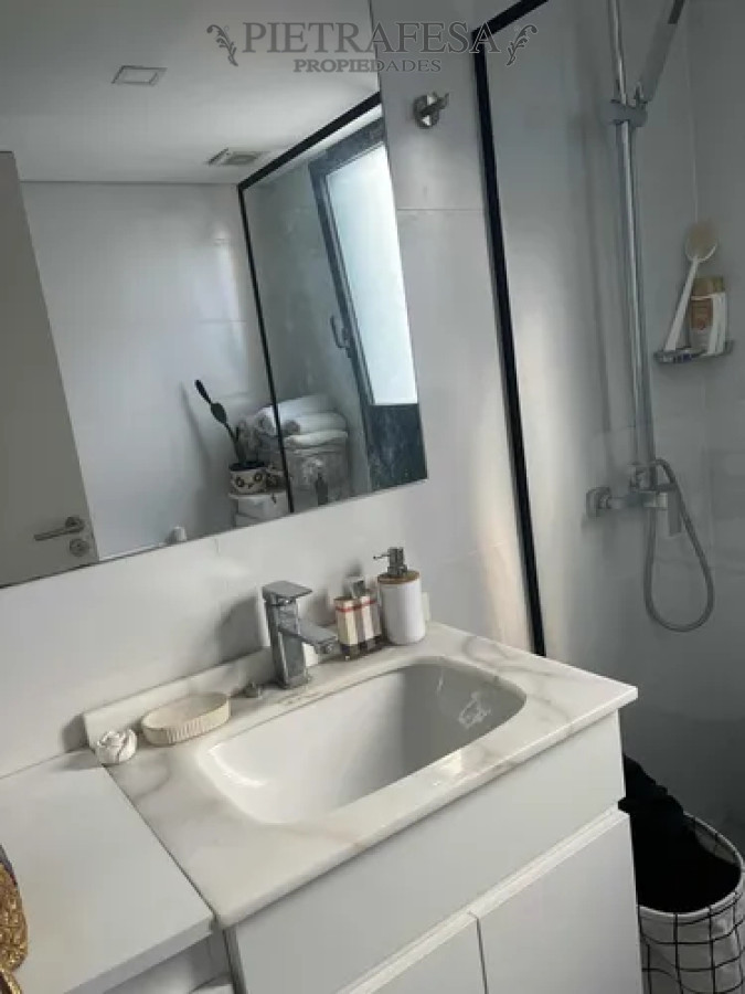 Apartamento ID.13491 - Apartamento en alquiler, monoambiente, 1baño, garaje. Punta Carretas.