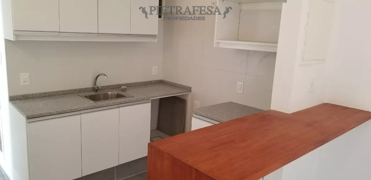 Apartamento ID.7402 - Apartamento en venta 2 dormitorio, 2 baños- Río Negro-Centro