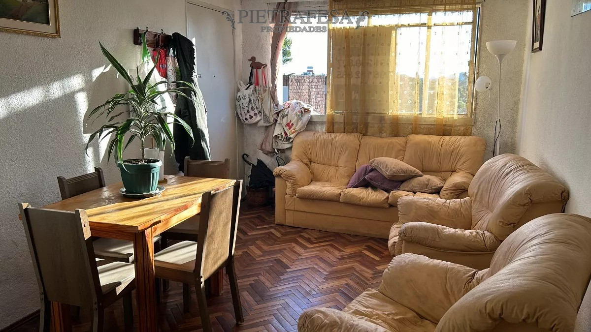 Apartamento ID.11096 - Apto en venta 2 dormitorios, 1 baño-Punta Goda 