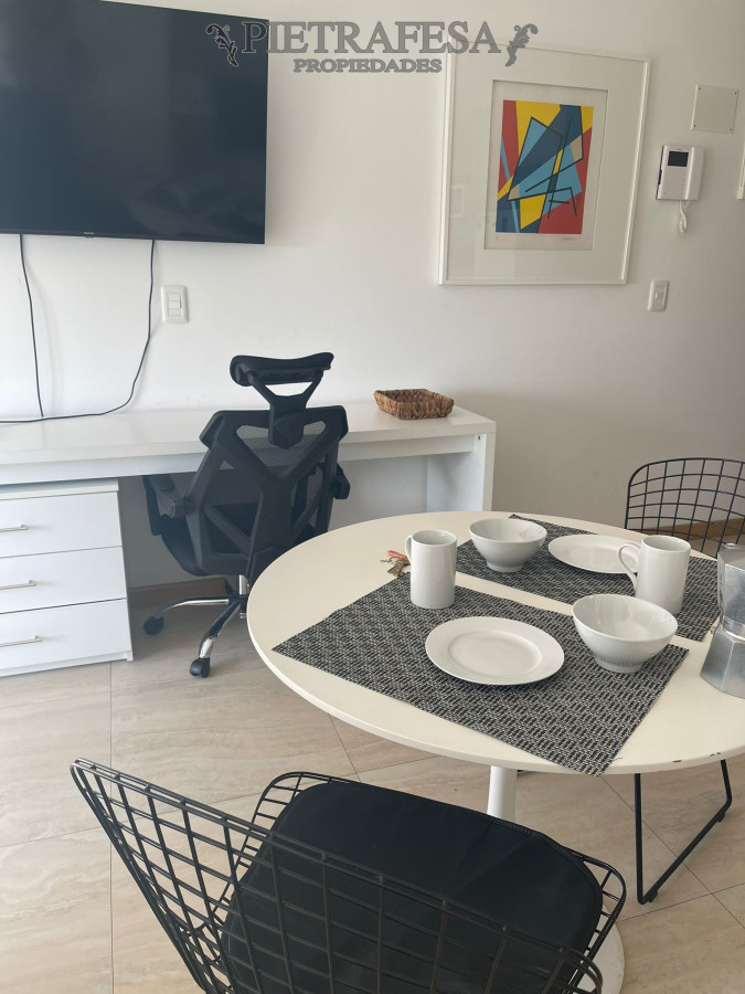 Apartamento ID.13923 - Monoambiente en 21 de Setiembre - Tercer piso - Amueblado