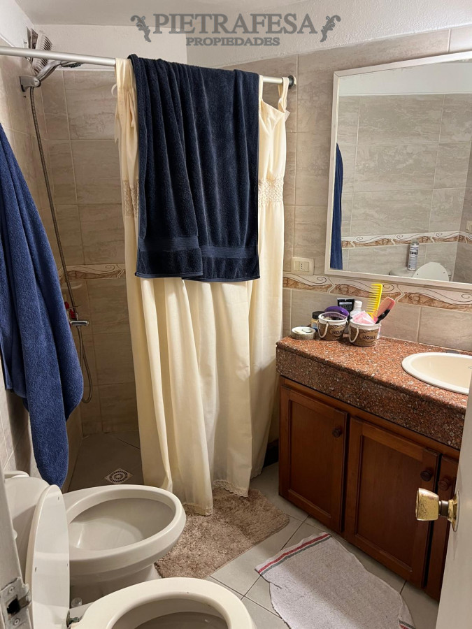 Apartamento ID.13188 - Apartamento en alquiler, 2dormitorios, 1baño, terraza. Pocitos.