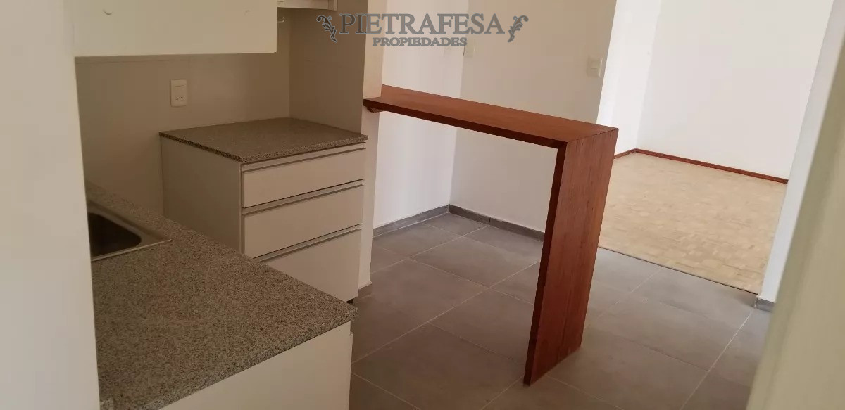Apartamento ID.7402 - Apartamento en venta 2 dormitorio, 2 baños- Río Negro-Centro