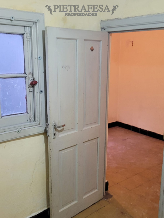 Apartamento ID.5720 - Apartamento en alquiler 3 dormitorios, 1 baño en  Julio Herrera y Obes - Centro 
