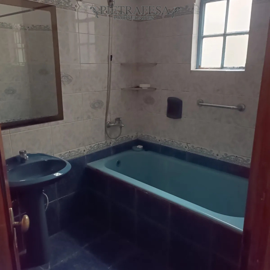 Apartamento ID.13857 - Apto en venta sobre avenida, 4 dormitorios, 2 baños- Centro