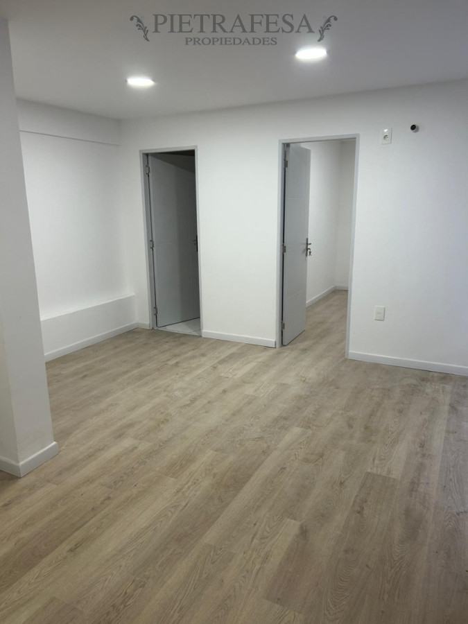 Apartamento ID.15021 - Apartamento en venta, 2 dormitorios, 1 baño, terraza con parrillero. Palermo.