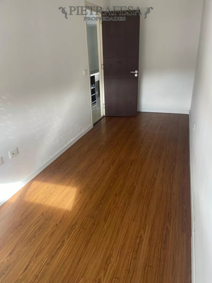 Apartamento ID.13049 - Apto con renta en venta 2 dorm, 1 baño y cochera-La Blanqueda