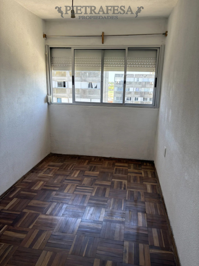 Apartamento ID.15391 - Apartamento en venta, 3 dormitorios, 1 baño, terraza lavadero. Malvin Norte.