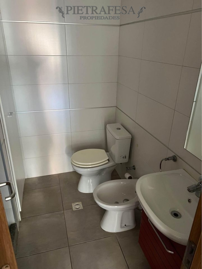 Apartamento ID.6524 - Apartamento en venta con renta 2 dormitorios, 2 baños y garaje-Eduardo Acevedo-Cordón