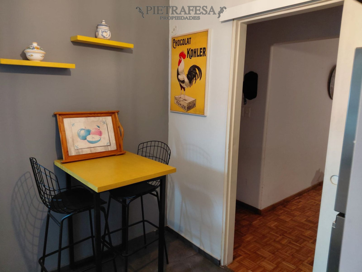 Apartamento ID.15799 - Apartamento en venta, 3 dormitorios, 2 baños, terraza, garaje. Centro.