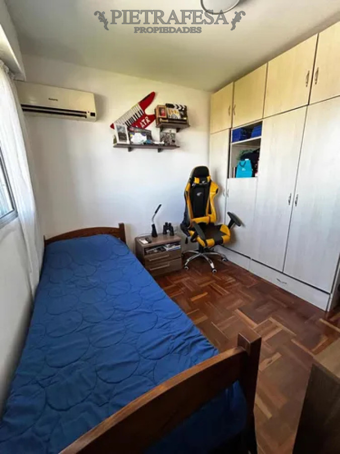 Apartamento ID.13564 - Apartamento en alquiler, 3dormitorios, 1baño, terraza lavadero, garaje. Buceo.